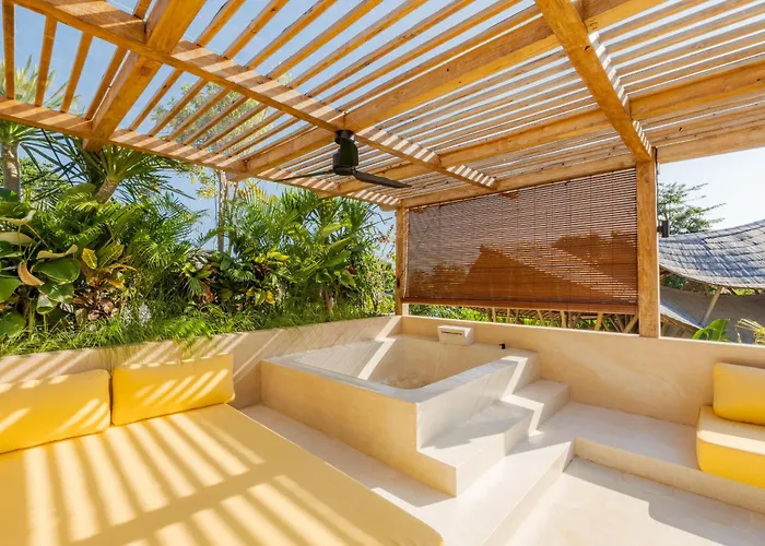 La Isla Boutique Residences
